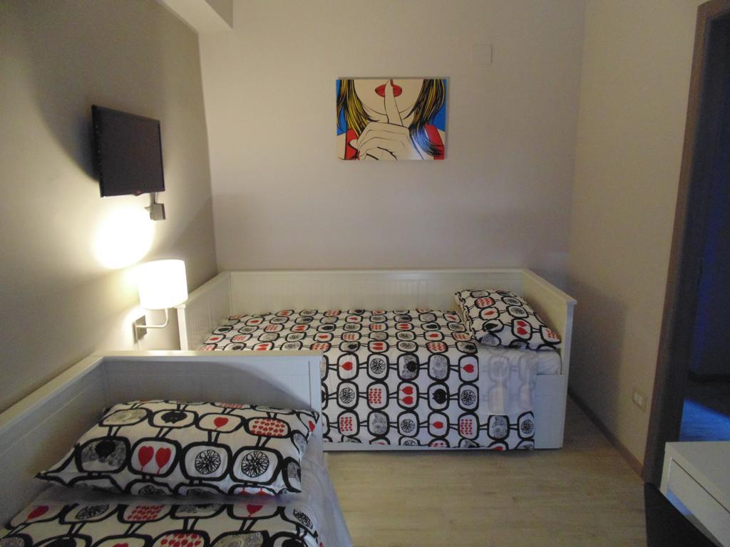 Attico Del Sole Bed and Breakfast Rometta Marea Exteriör bild